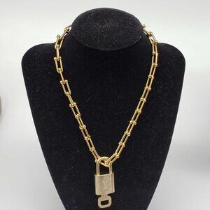 100% Auth Louis Vuitton Lock & Key with Unbranded Gold Plated Chain Necklace